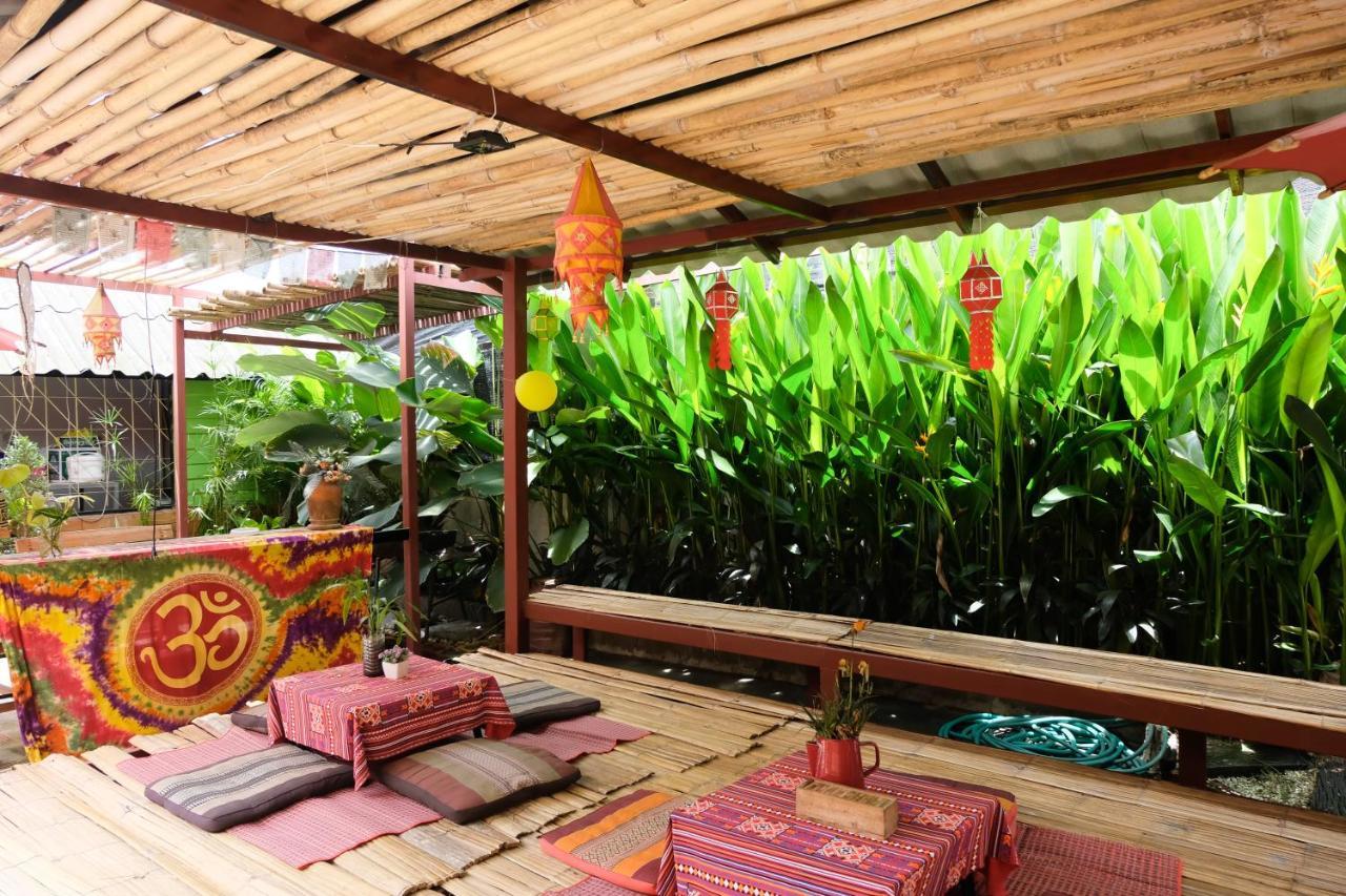 Cody Guesthouse Chiang Mai Exterior foto