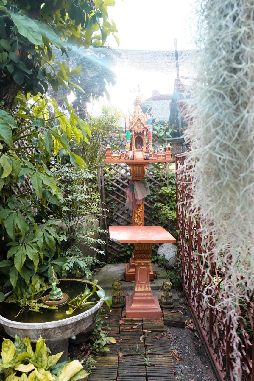 Cody Guesthouse Chiang Mai Exterior foto