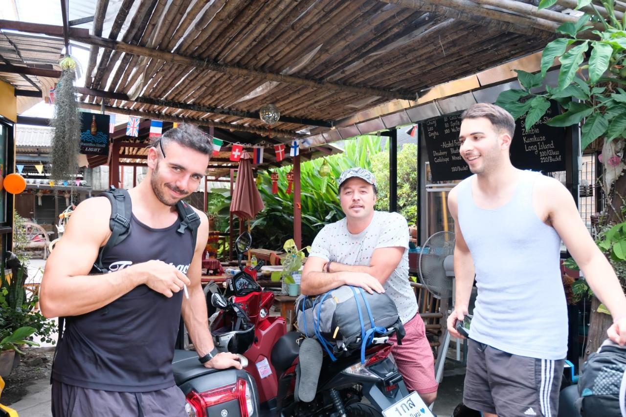 Cody Guesthouse Chiang Mai Exterior foto