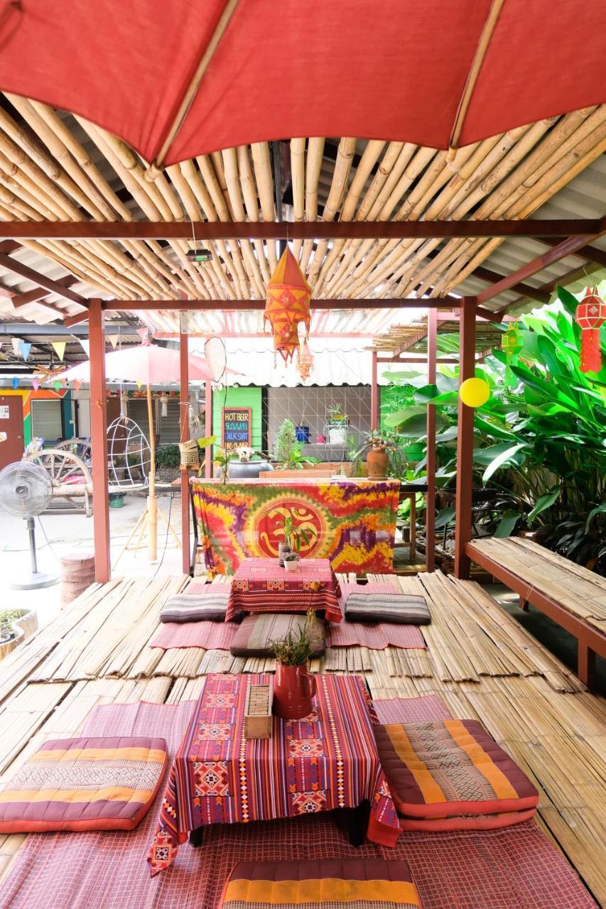 Cody Guesthouse Chiang Mai Exterior foto